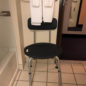 Queen Room Mobility accessible